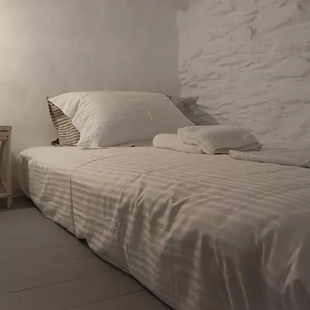 Apartment Est 1852 - Of 3 Accommodations, Katoi Art