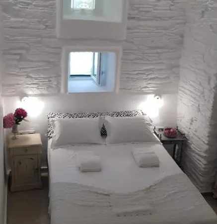Apartament Est 1852 - Of 3 Accommodations, Katoi Art *